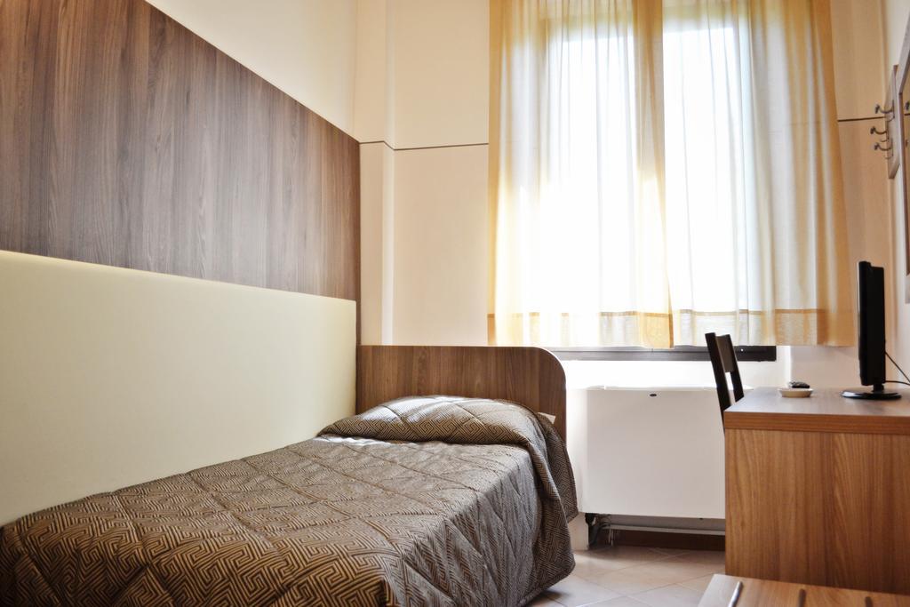 Economy Single Room,201634165:JPEG