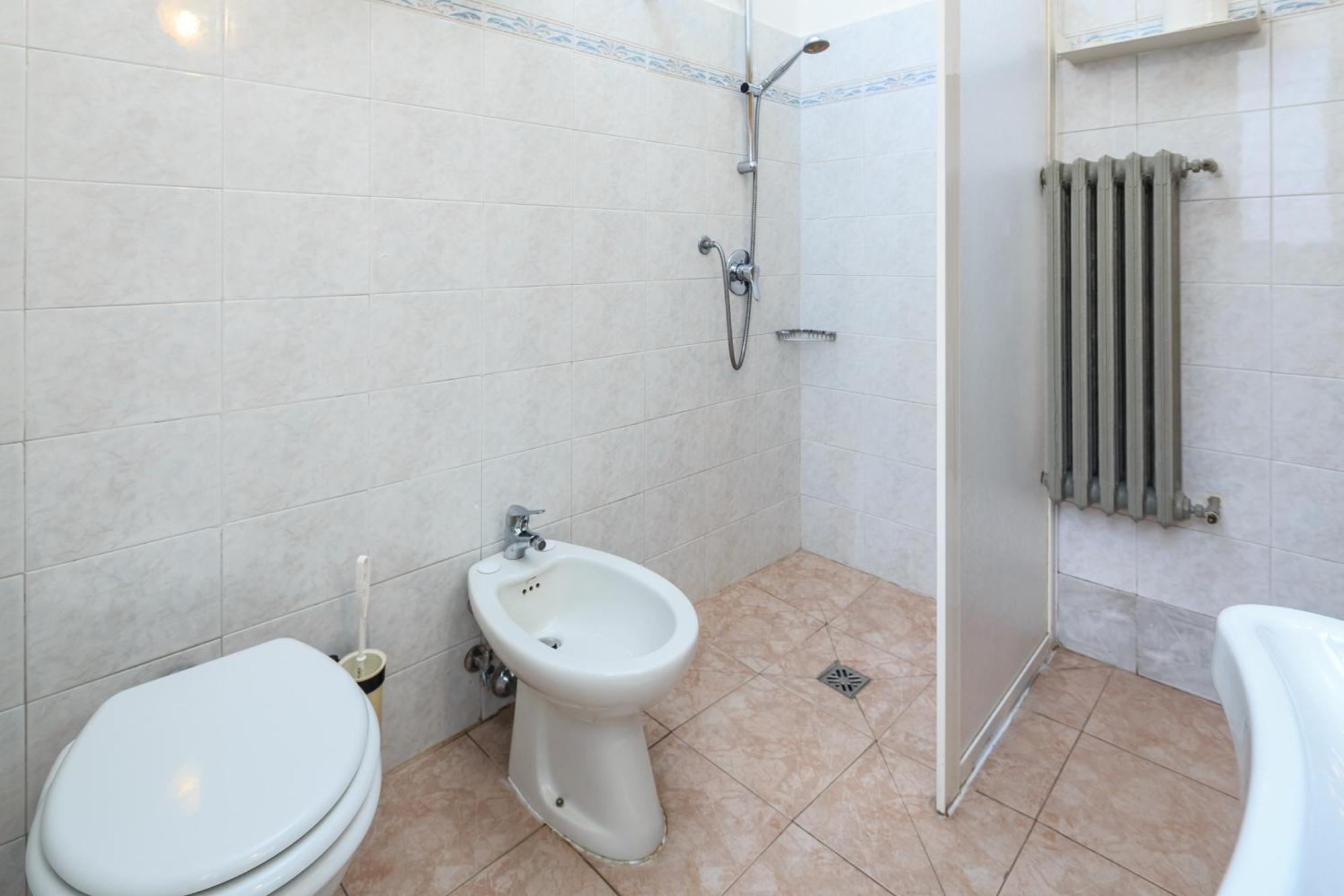 Economy Double or Twin Room,689420733:JPEG